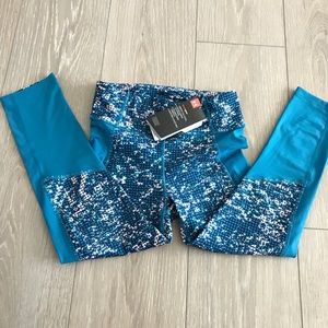 NEW Under Armour Capris XS workout yoga